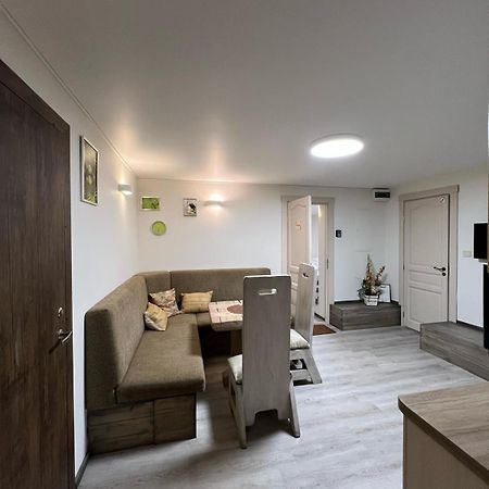Kubu Ground Floor Rooms Клайпеда Екстериор снимка