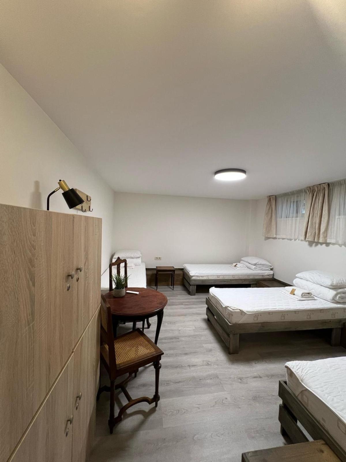Kubu Ground Floor Rooms Клайпеда Екстериор снимка